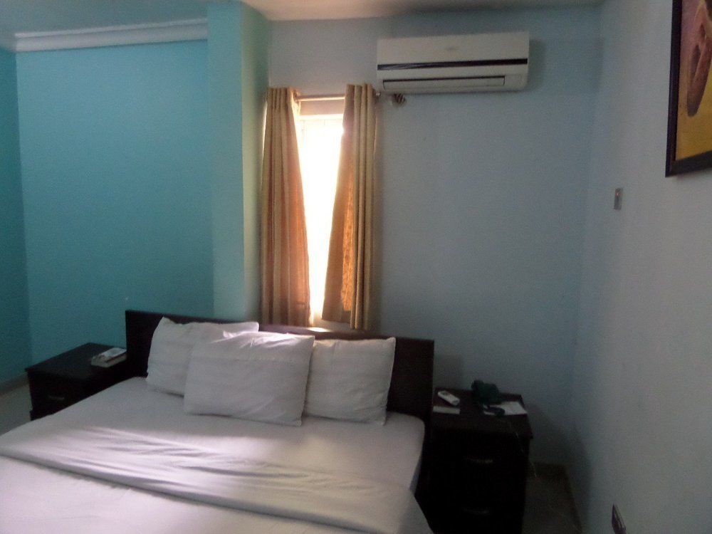 Flamingo Hotel Festac Town Εξωτερικό φωτογραφία