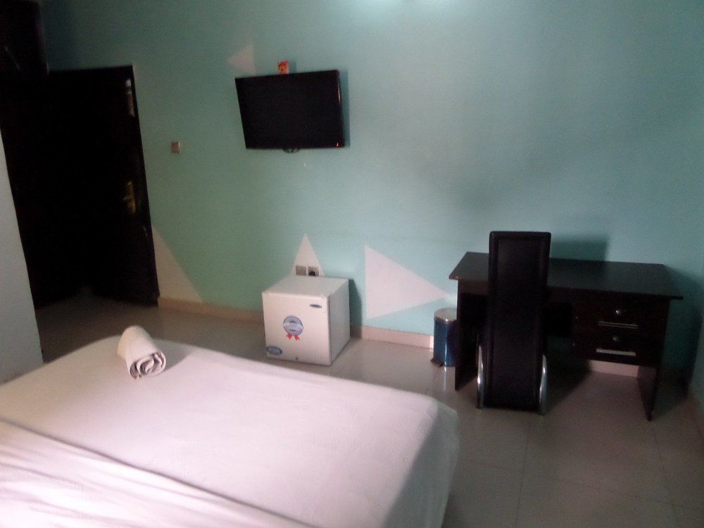 Flamingo Hotel Festac Town Εξωτερικό φωτογραφία