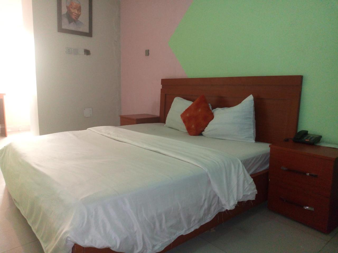 Flamingo Hotel Festac Town Εξωτερικό φωτογραφία