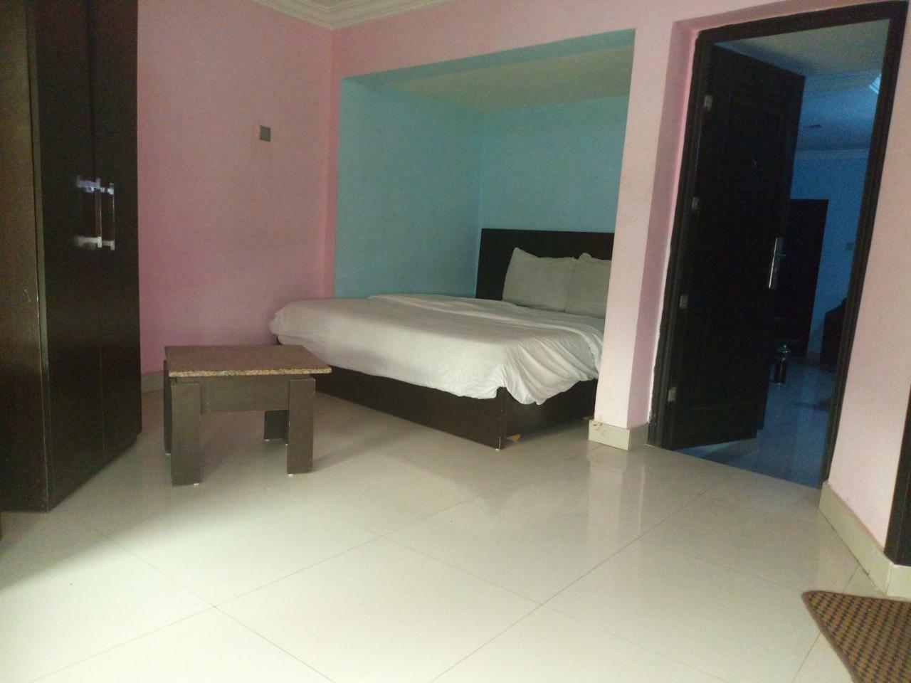 Flamingo Hotel Festac Town Εξωτερικό φωτογραφία
