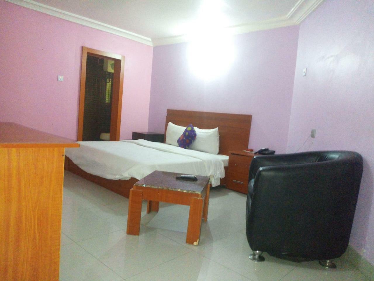 Flamingo Hotel Festac Town Εξωτερικό φωτογραφία